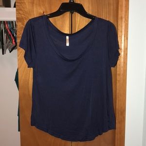 Navy blue flowy top